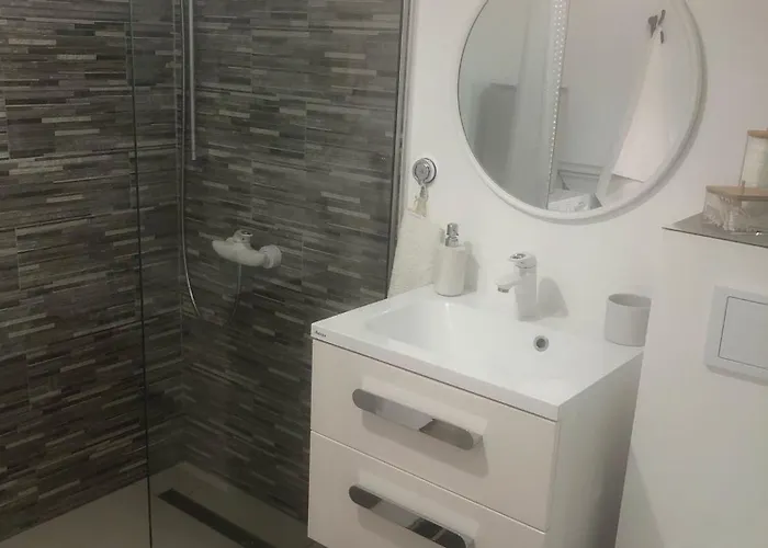 Appartement Faleza Nord-banu Mihalcea Constanţa